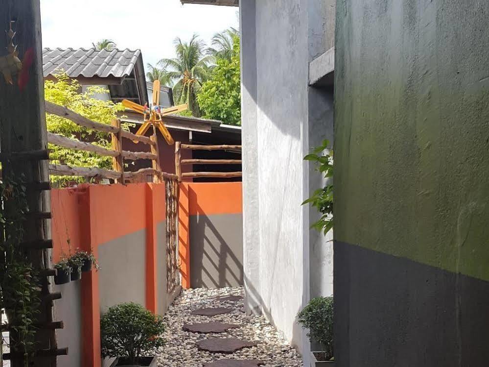 Bigboss Hostel Thongsala Exterior foto